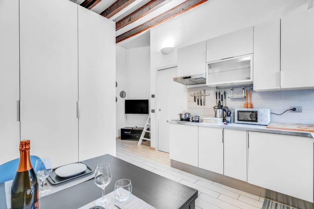 Appartamento Duomo M1 - Jdn House Con Wi-fi E Smart Tv Milano